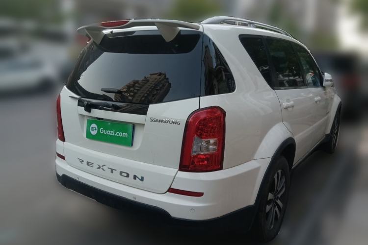 Used SsangYong Rexton W 2014 2.0T Four-Wheel Drive Luxury Navigation Version with 5 Seats Rear Right 45 Deg