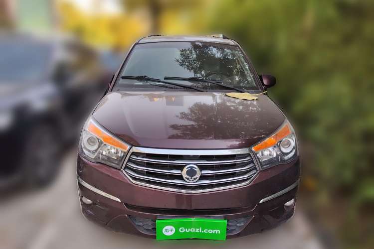 Used SsangYong Rodius 2014 2.0T Diesel 4x4 Luxury Navigation Edition Front