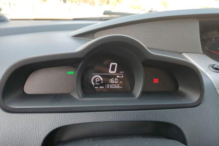 Used SsangYong Rodius 2014 2.0T Diesel Two-Wheel Drive Luxury Navigation Edition Instrument Cluster