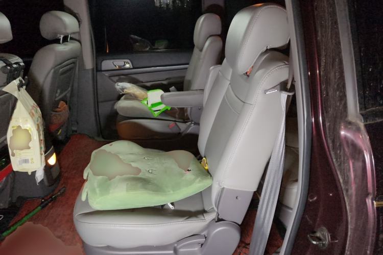 Used SsangYong Rodius 2014 2.0T Diesel 4x4 Luxury Navigation Edition Left Rear Seat
