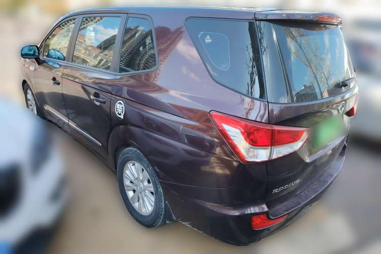 Used SsangYong Rodius 2014 2.0T Diesel Two-Wheel Drive Luxury Navigation Edition Rear Left 45 Deg