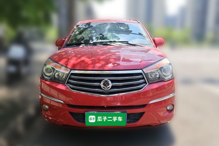 Used SsangYong Rodius 2014 2.0T Diesel 4x4 Luxury Navigation Edition Front