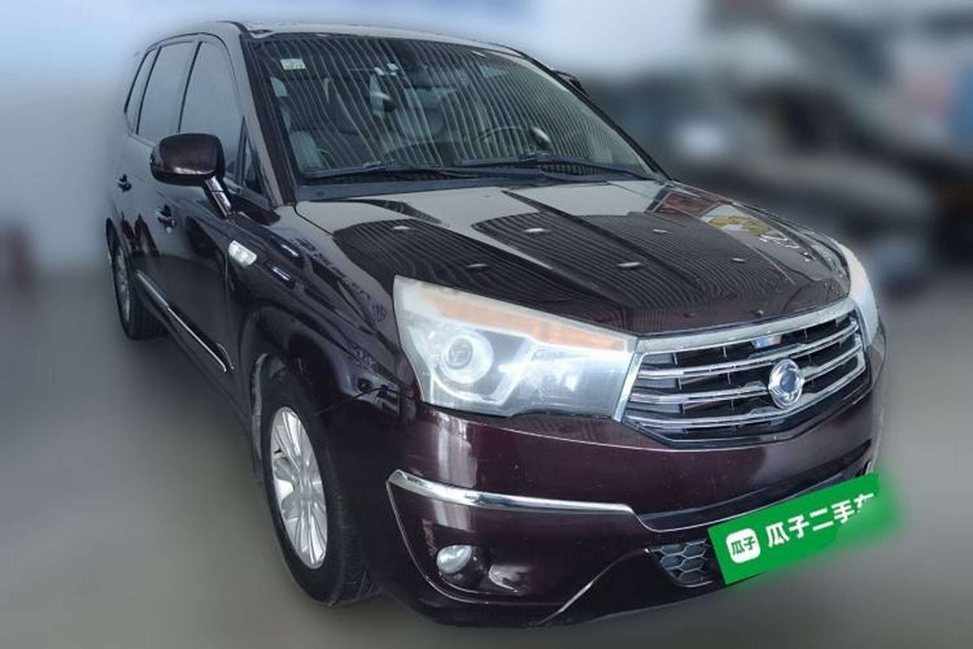 Used SsangYong Rodius 2014 2.0T Diesel Two-Wheel Drive Luxury Navigation Edition Front Right 45 Deg
