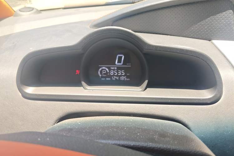 Used SsangYong Rodius 2014 2.0T Diesel 4x4 Luxury Navigation Edition Instrument Cluster