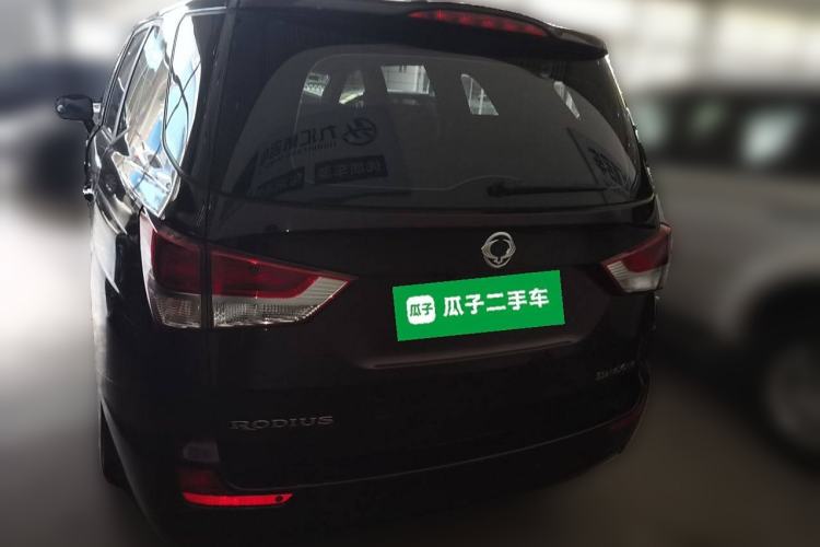 Used SsangYong Rodius 2014 2.0T Diesel Two-Wheel Drive Luxury Navigation Edition Rear