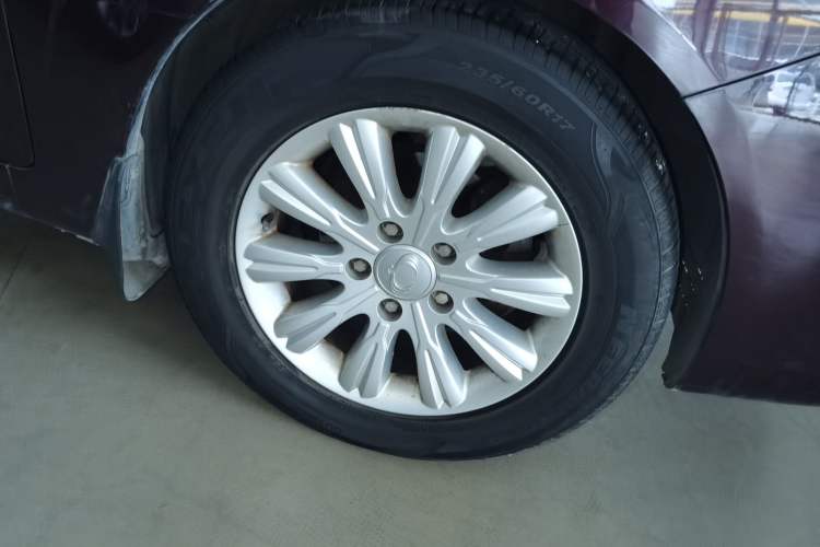 Used SsangYong Rodius 2014 2.0T Diesel Two-Wheel Drive Luxury Navigation Edition Right Front Wheel Hub