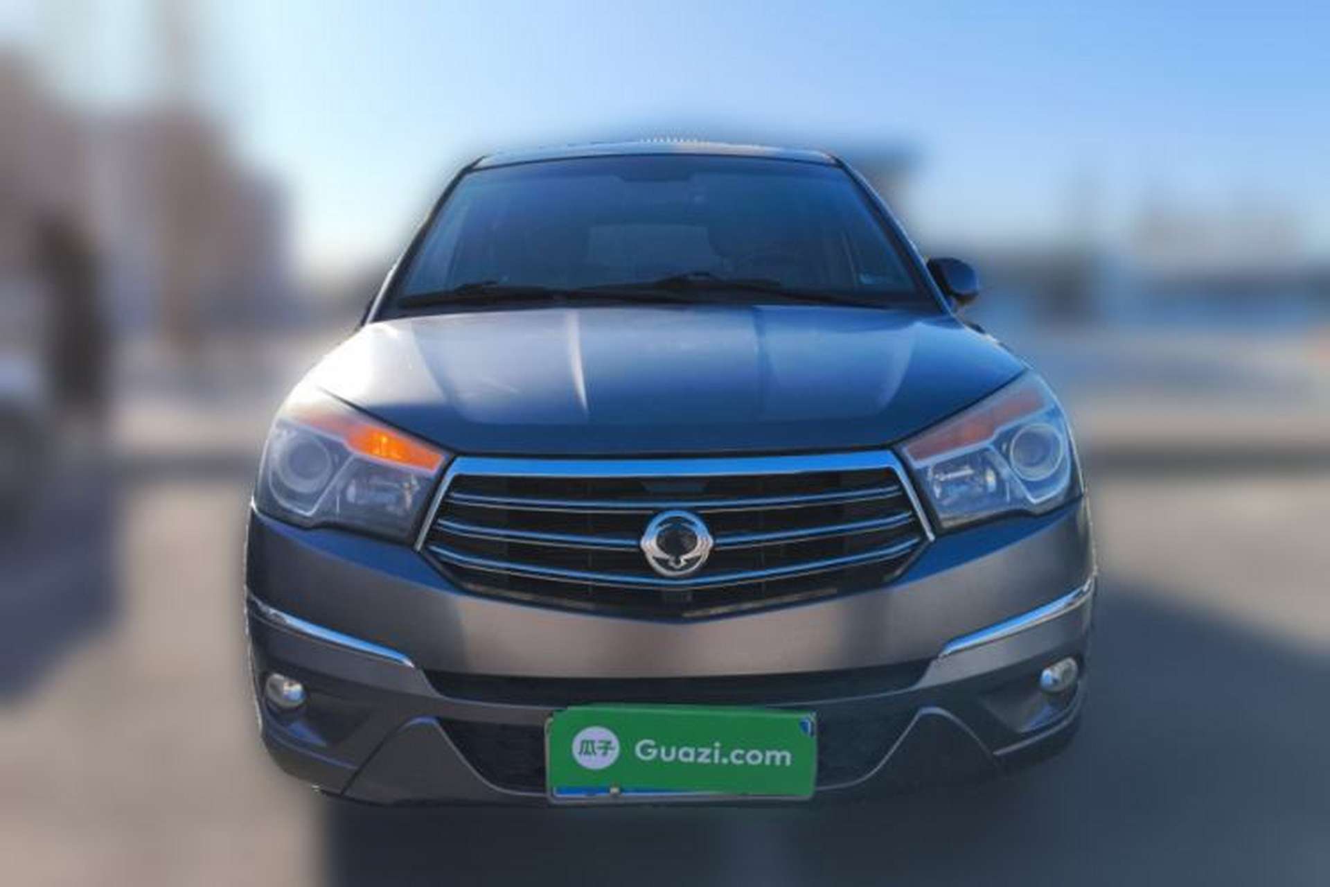 Used SsangYong Rodius 2014 2.0T Diesel Two-Wheel Drive Luxury Navigation Edition Front