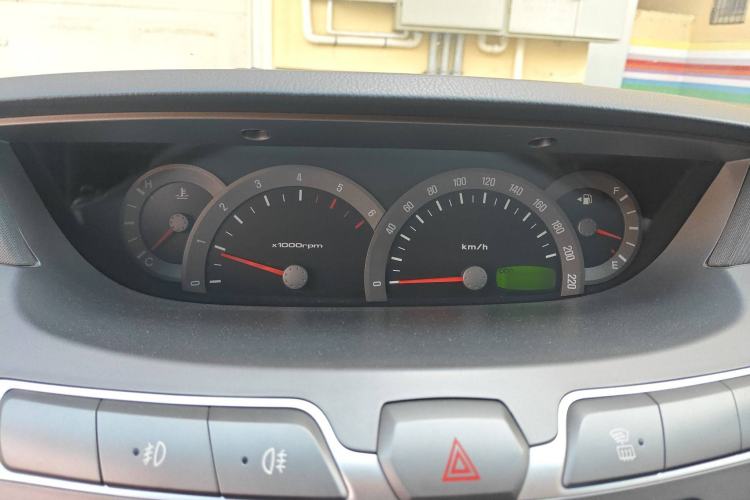 Used SsangYong Rodius 2014 2.0T Diesel Two-Wheel Drive Elite Navigation Edition Instrument Cluster