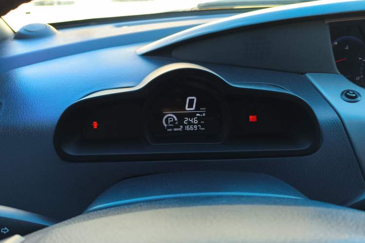 Used SsangYong Rodius 2014 2.0T Diesel Two-Wheel Drive Luxury Navigation Edition Instrument Cluster