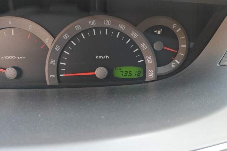 Used SsangYong Rodius 2014 2.0T Diesel Two-Wheel Drive Elite Navigation Edition Odometer Close Up