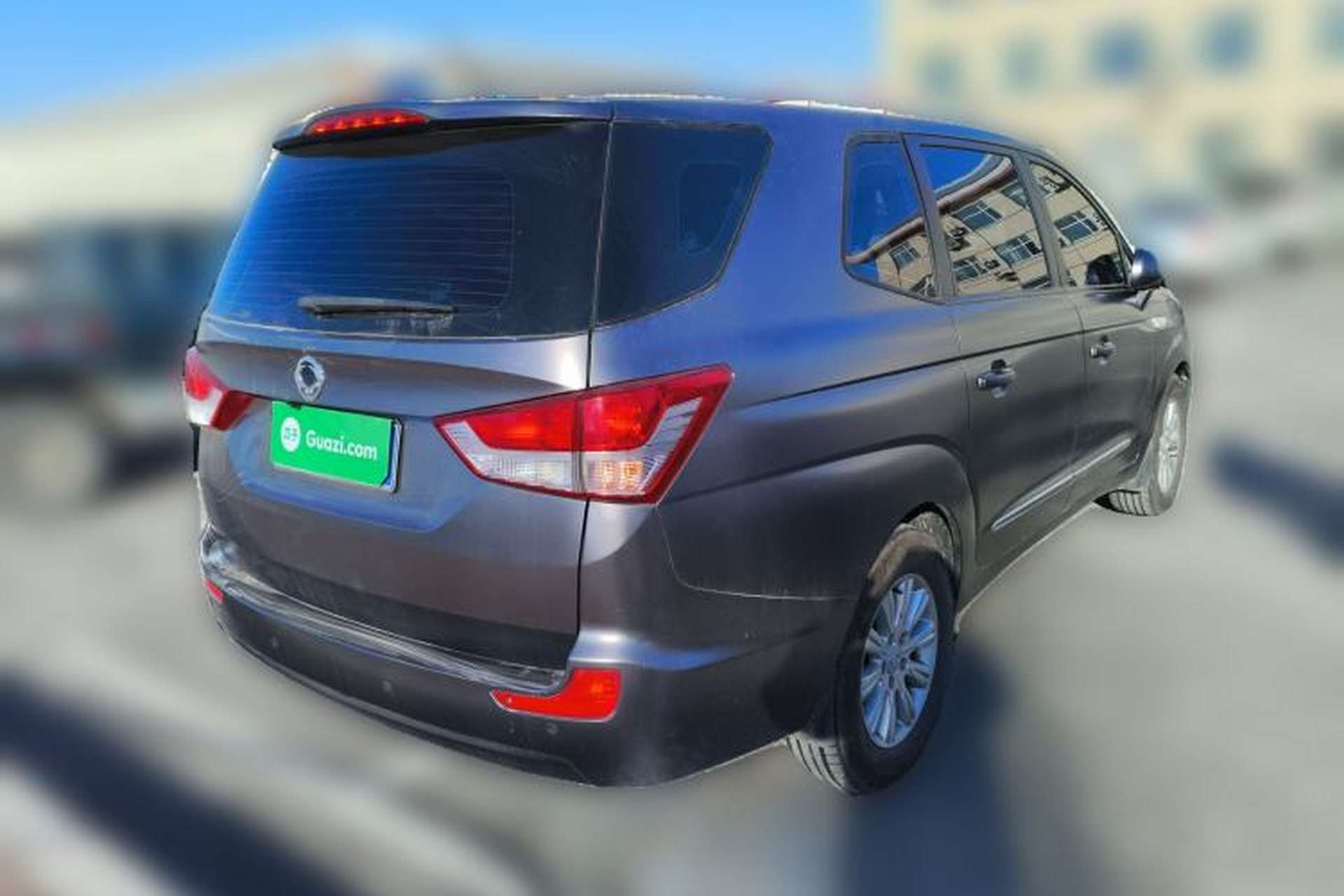Used SsangYong Rodius 2014 2.0T Diesel Two-Wheel Drive Luxury Navigation Edition Rear Right 45 Deg