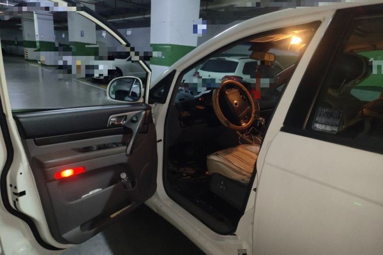 Used SsangYong Rodius 2014 2.0T Diesel Two-Wheel Drive Luxury Navigation Edition Driver Seat