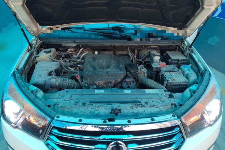 Used SsangYong Rodius 2014 2.0T Diesel 4x4 Luxury Navigation Edition Engine Bay