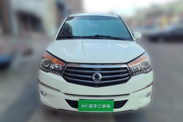 Used SsangYong Rodius 2014 2.0T Diesel 4x4 Luxury Navigation Edition Front