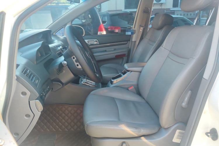 Used SsangYong Rodius 2014 2.0T Diesel 4x4 Luxury Navigation Edition Left Front Seat