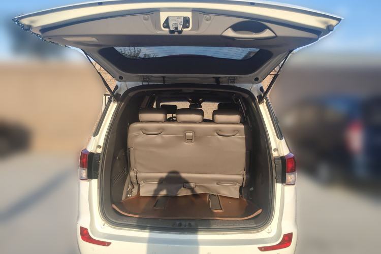 Used SsangYong Rodius 2014 2.0T Diesel 4x4 Luxury Navigation Edition Trunk