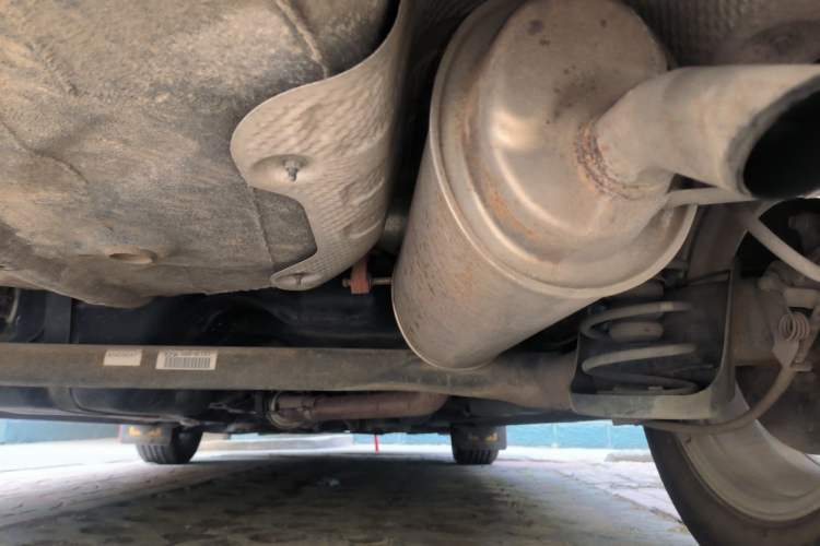 Used SsangYong Tivolan 2015 1.6L Automatic Two-Wheel Drive Zhi Chun Edition Chassis Rear