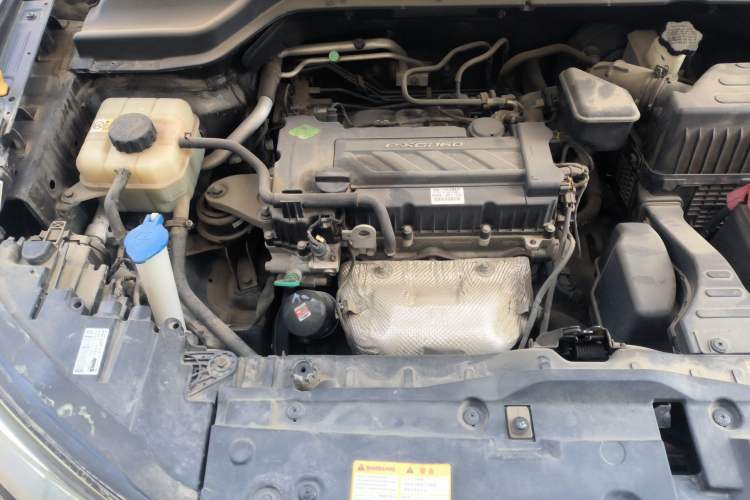 Used SsangYong Tivolan 2015 1.6L Automatic Two-Wheel Drive Zhi Chun Edition Engine Bay Right