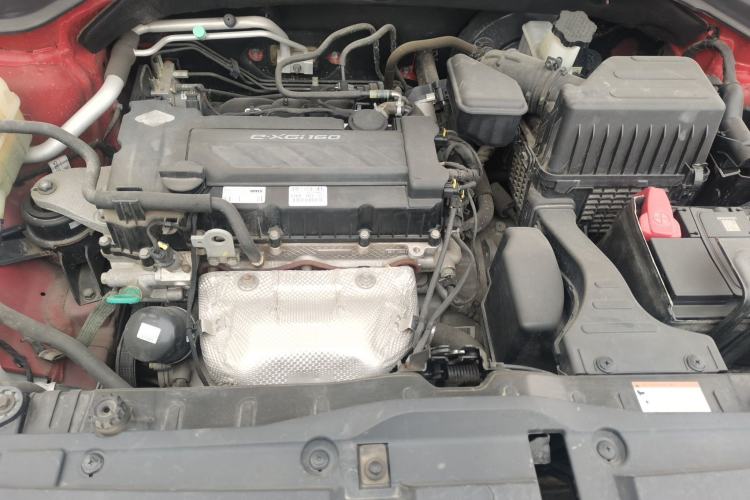 Used SsangYong Tivolan 2015 1.6L Automatic Two-Wheel Drive Zhi Chun Edition Engine Bay