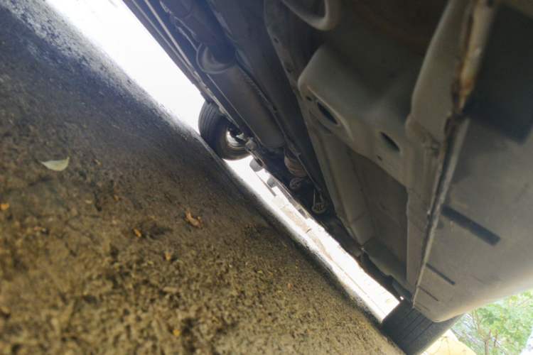 Used SsangYong Tivolan 2015 1.6L Automatic Two-Wheel Drive Zhi Chun Edition Chassis Rear Right