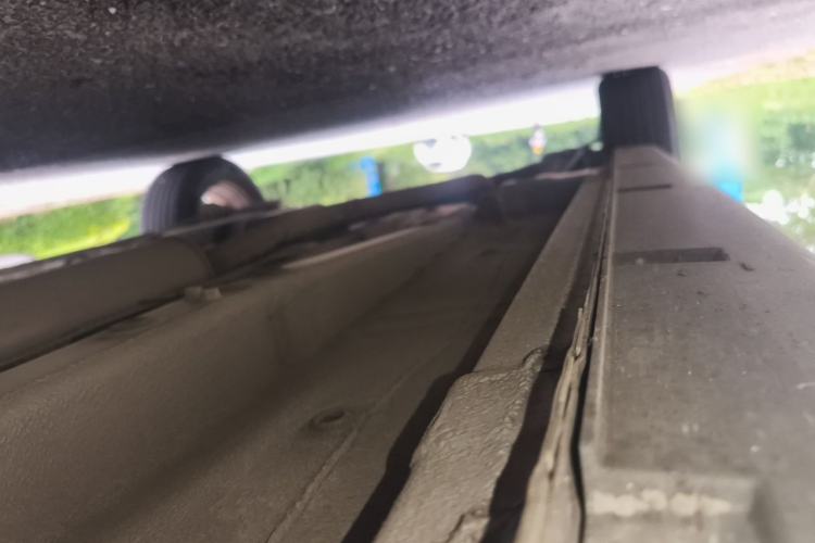Used SsangYong Tivolan 2015 1.6L Automatic Two-Wheel Drive ZhiShang Edition Chassis Front Right