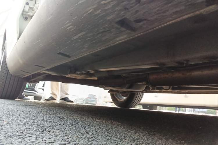 Used SsangYong Tivolan 2015 1.6L Automatic Two-Wheel Drive ZhiShang Edition Chassis Front Right
