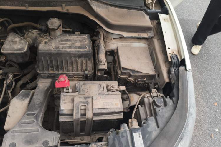 Used SsangYong Tivolan 2015 1.6L Automatic Two-Wheel Drive ZhiShang Edition Engine Bay Left