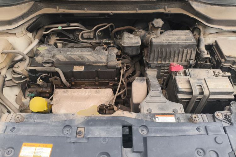 Used SsangYong Tivolan 2015 1.6L Automatic Two-Wheel Drive ZhiShang Edition Engine Bay