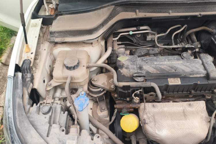Used SsangYong Tivolan 2015 1.6L Automatic Two-Wheel Drive ZhiShang Edition Engine Bay Right