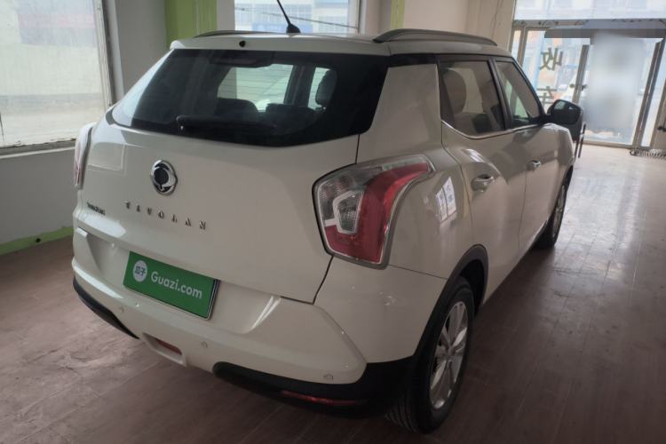 Used SsangYong Tivolan 2015 1.6L Automatic Two-Wheel Drive ZhiShang Edition Exterior 5