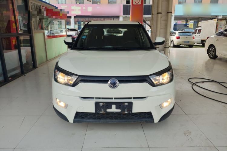 Used SsangYong Tivolan 2015 1.6L Automatic Two-Wheel Drive Zhi Chun Edition Front