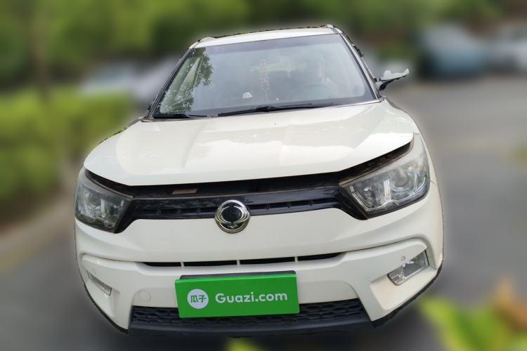 Used SsangYong Tivolan 2015 1.6L Automatic Two-Wheel Drive ZhiShang Edition Front