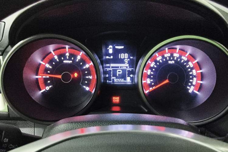 Used SsangYong Tivolan 2015 1.6L Automatic Two-Wheel Drive YARiS L Version Instrument Cluster