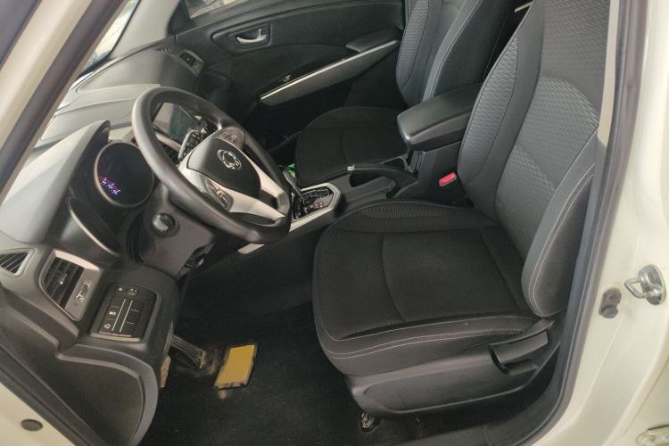Used SsangYong Tivolan 2015 1.6L Automatic Two-Wheel Drive Zhi Chun Edition Left Front Seat