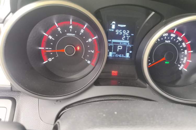 Used SsangYong Tivolan 2015 1.6L Automatic Two-Wheel Drive ZhiShang Edition Odometer Close Up