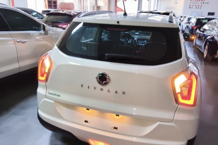 Used SsangYong Tivolan 2015 1.6L Automatic Two-Wheel Drive YARiS L Version Rear