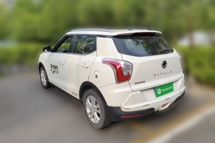 Used SsangYong Tivolan 2015 1.6L Automatic Two-Wheel Drive ZhiShang Edition Rear Left 45 Deg