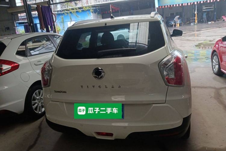 Used SsangYong Tivolan 2015 1.6L Automatic Two-Wheel Drive Zhi Chun Edition Rear