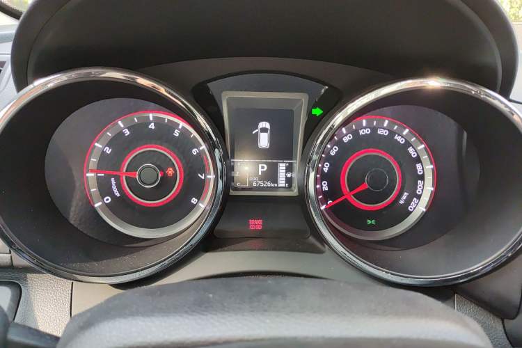 Used SsangYong Tivoli 2016 1.6L Gasoline Two-Wheel Drive Automatic Luxury Edition Instrument Cluster