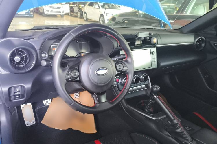 Used Subaru BRZ 2022 2.4L Manual Version Center Console
