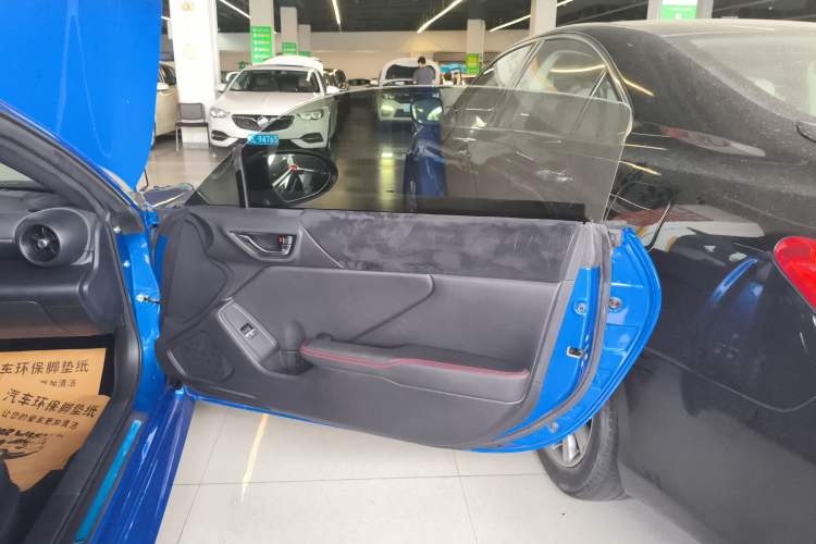 Used Subaru BRZ 2022 2.4L Manual Version Right Front Door Interior