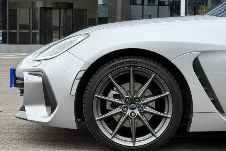 Used Subaru BRZ 2022 2.4L Manual Version Exterior 2