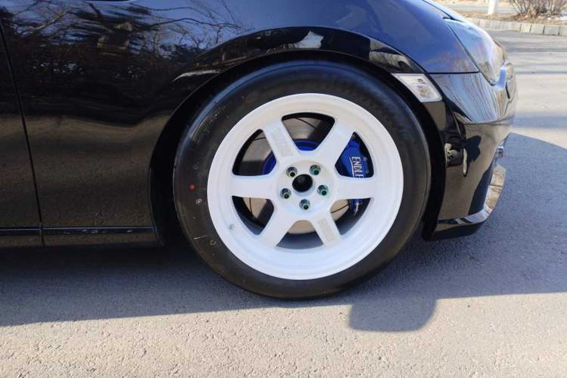 Used Subaru BRZ 2013 2.0i Manual Luxury Model Right Front Wheel Hub