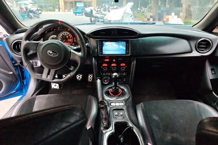 Used Subaru BRZ 2013 2.0i Manual Luxury Model Center Console