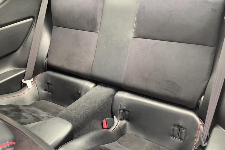 Used Subaru BRZ 2013 2.0i Automatic Luxury Model Interior 3
