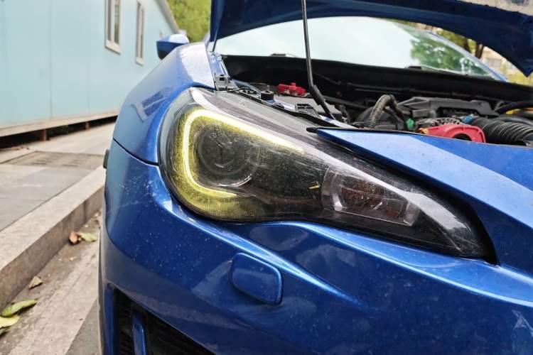 Used Subaru BRZ 2013 2.0i Manual Luxury Model Right Front Headlight