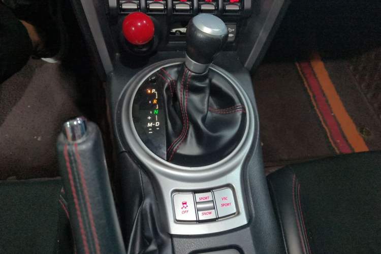 Used Subaru BRZ 2013 2.0i Automatic Luxury Model Gear Lever