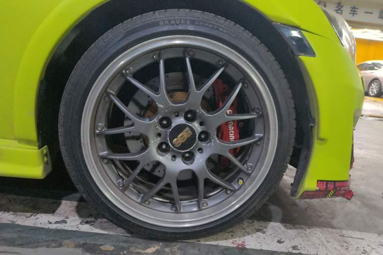 Used Subaru BRZ 2013 2.0i Automatic Luxury Model Right Front Wheel Hub