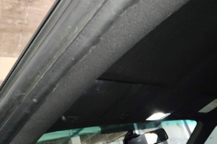 Used Subaru BRZ 2013 2.0i Automatic Luxury Model Headliner