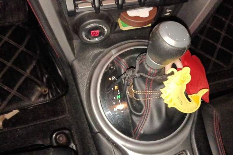 Used Subaru BRZ 2013 2.0i Automatic Luxury Model Gear Lever